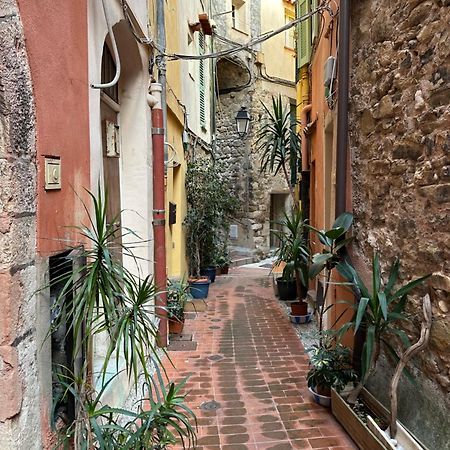 Capodanna, A Deux Pas Des Plages Au Coeur De La Vieille Ville Menton Bagian luar foto