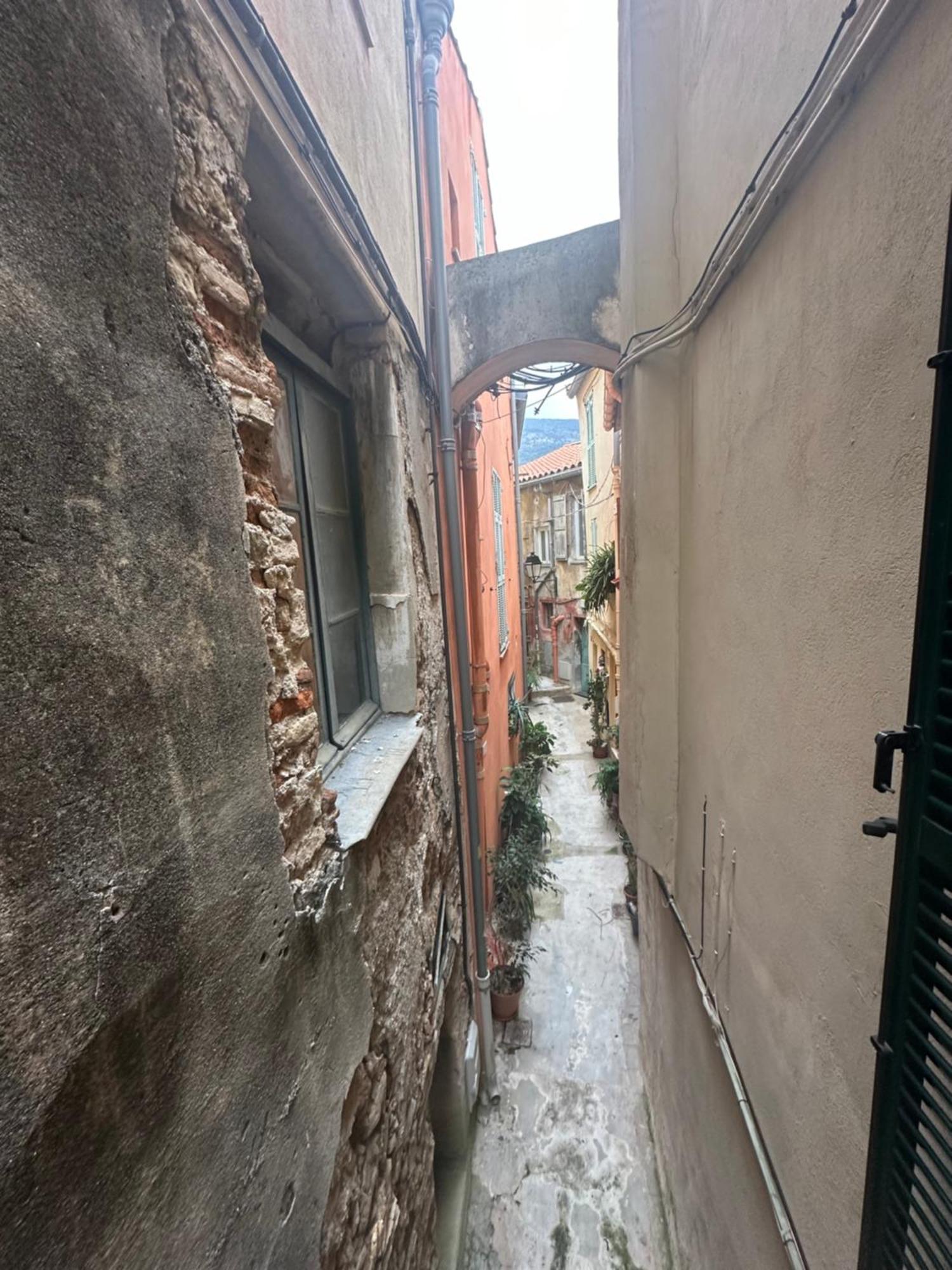 Capodanna, A Deux Pas Des Plages Au Coeur De La Vieille Ville Menton Bagian luar foto